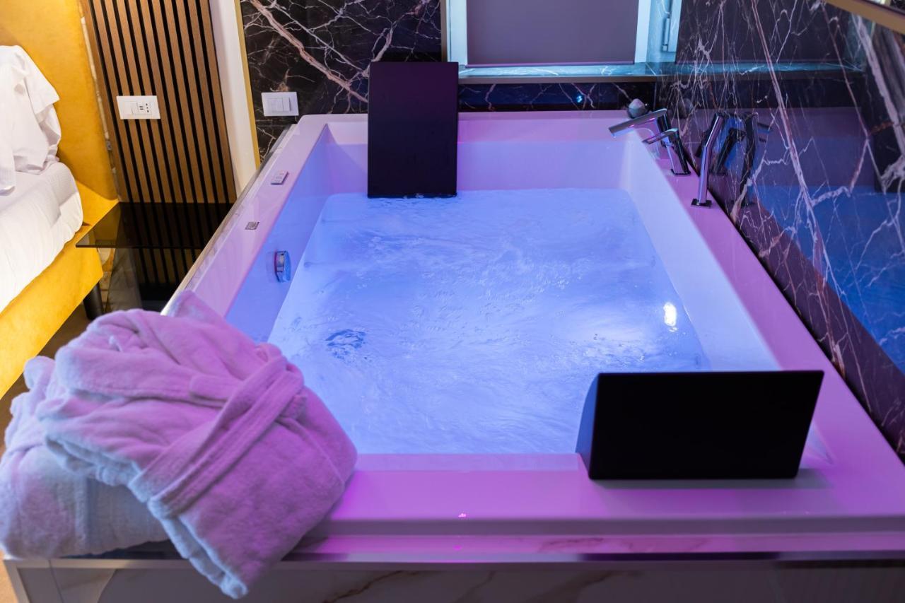 Albadea Suites&Jacuzzi Rome Luaran gambar